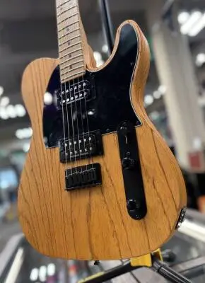Fender - Limited Edition American Professional II Telecaster HH, Roasted Maple Fingerboard - Aged Natural 2